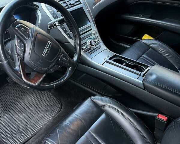 Сірий Лінкольн MKZ, об'ємом двигуна 2 л та пробігом 162 тис. км за 16999 $, фото 9 на Automoto.ua