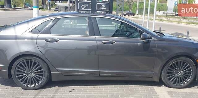 Сірий Лінкольн MKZ, об'ємом двигуна 3 л та пробігом 60 тис. км за 19999 $, фото 1 на Automoto.ua