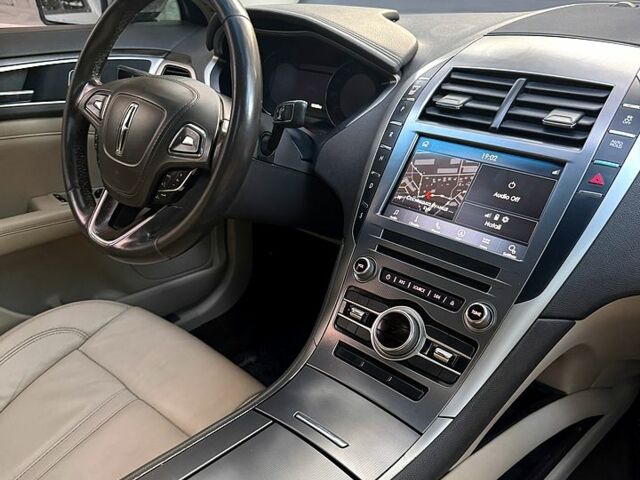 Линкольн МКЗ 2017 в Киеве на Automoto.ua Серый Линкольн МКЗ, объемом двигателя 2 л и пробегом 194 тыс. км за 13500 $, фото 5 на Automoto.ua