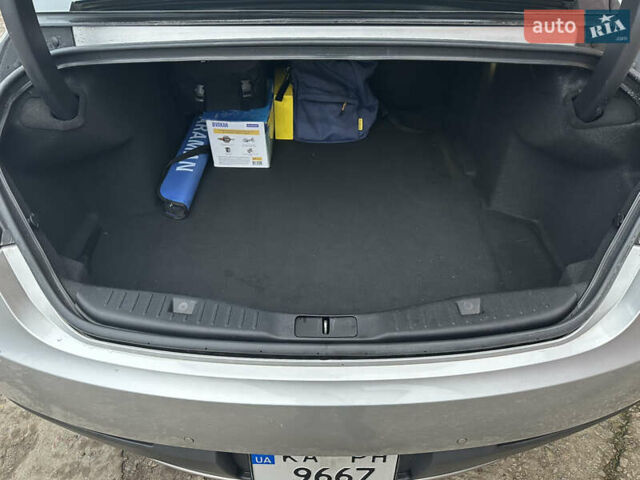 Серый Линкольн МКЗ, объемом двигателя 2 л и пробегом 91 тыс. км за 17700 $, фото 5 на Automoto.ua