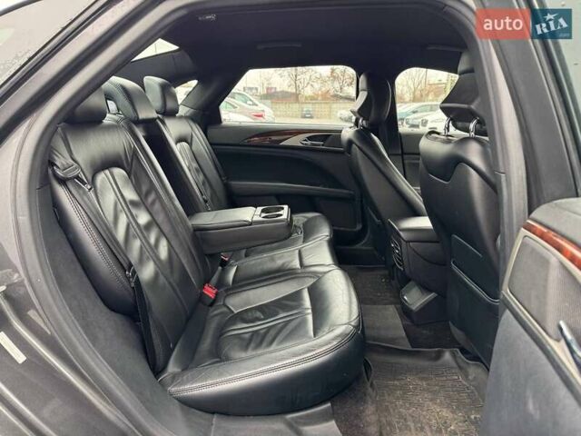 Серый Линкольн МКЗ, объемом двигателя 2 л и пробегом 179 тыс. км за 12990 $, фото 13 на Automoto.ua
