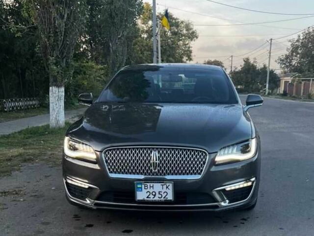 Сірий Лінкольн MKZ, об'ємом двигуна 2 л та пробігом 38 тис. км за 18000 $, фото 1 на Automoto.ua