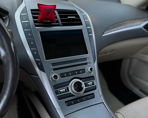 Синий Линкольн МКЗ, объемом двигателя 2 л и пробегом 175 тыс. км за 15499 $, фото 21 на Automoto.ua