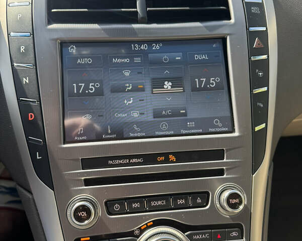 Синий Линкольн МКЗ, объемом двигателя 2 л и пробегом 67 тыс. км за 18800 $, фото 18 на Automoto.ua