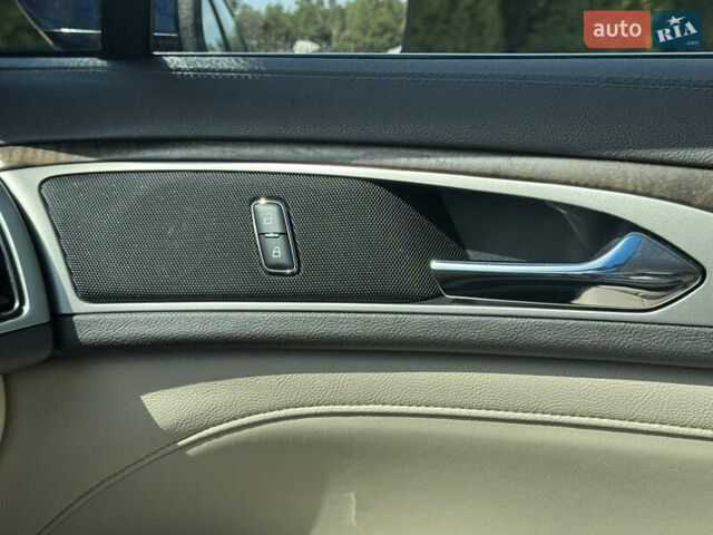 Синий Линкольн МКЗ, объемом двигателя 2 л и пробегом 67 тыс. км за 18800 $, фото 17 на Automoto.ua