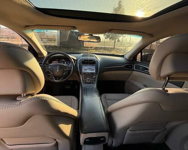 Синий Линкольн МКЗ, объемом двигателя 2 л и пробегом 145 тыс. км за 18000 $, фото 1 на Automoto.ua