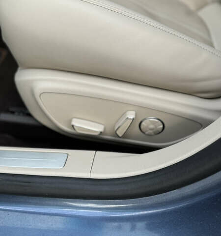 Синій Лінкольн MKZ, об'ємом двигуна 2 л та пробігом 90 тис. км за 16300 $, фото 16 на Automoto.ua