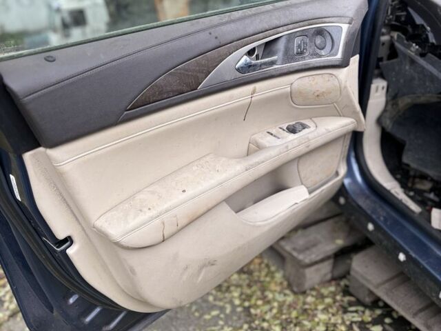 Синий Линкольн МКЗ, объемом двигателя 0 л и пробегом 5 тыс. км за 2400 $, фото 13 на Automoto.ua