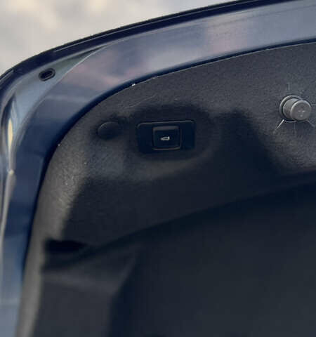 Синій Лінкольн MKZ, об'ємом двигуна 2 л та пробігом 90 тис. км за 16300 $, фото 8 на Automoto.ua