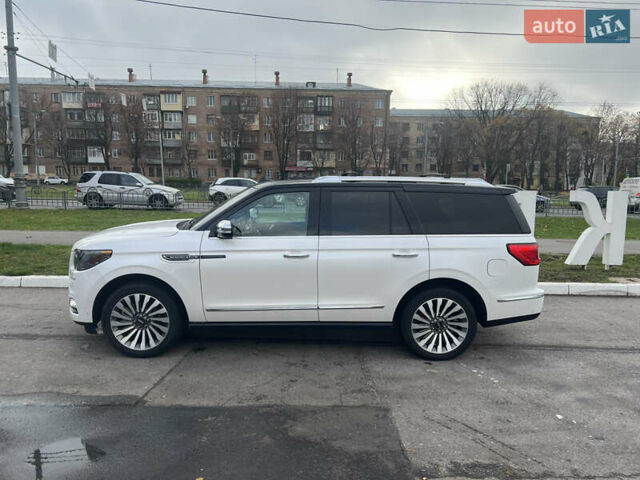 Белый Линкольн Навигатор, объемом двигателя 3.5 л и пробегом 81 тыс. км за 65000 $, фото 8 на Automoto.ua