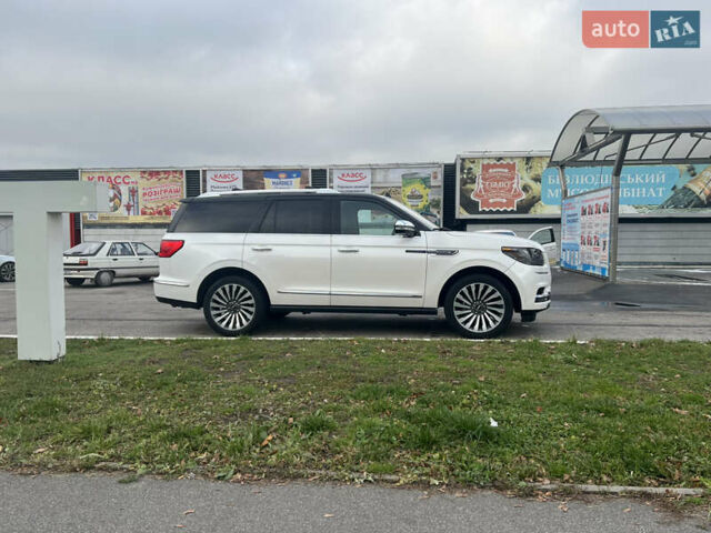 Белый Линкольн Навигатор, объемом двигателя 3.5 л и пробегом 81 тыс. км за 65000 $, фото 6 на Automoto.ua