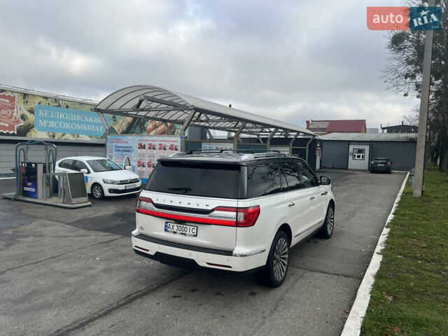 Белый Линкольн Навигатор, объемом двигателя 3.5 л и пробегом 81 тыс. км за 65000 $, фото 10 на Automoto.ua