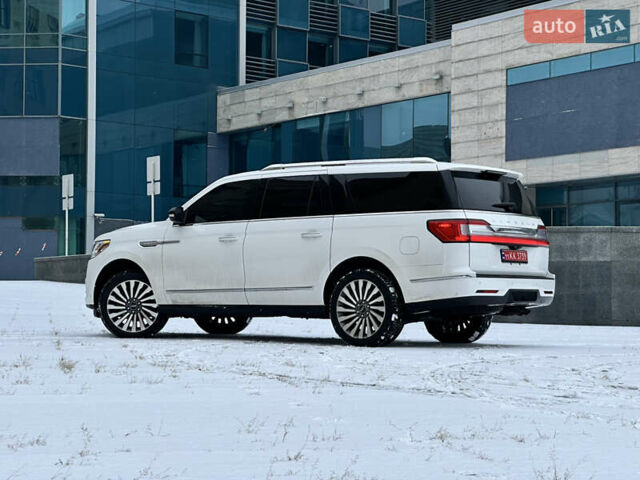 Білий Лінкольн Navigator, об'ємом двигуна 3.5 л та пробігом 78 тис. км за 55000 $, фото 4 на Automoto.ua