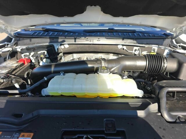 Белый Линкольн Навигатор, объемом двигателя 0 л и пробегом 11 тыс. км за 15000 $, фото 8 на Automoto.ua