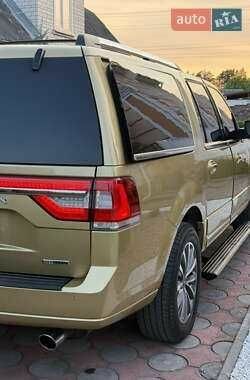 Бежевий Лінкольн Navigator, об'ємом двигуна 3.5 л та пробігом 240 тис. км за 24999 $, фото 6 на Automoto.ua