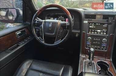 Бежевий Лінкольн Navigator, об'ємом двигуна 3.5 л та пробігом 240 тис. км за 24999 $, фото 17 на Automoto.ua