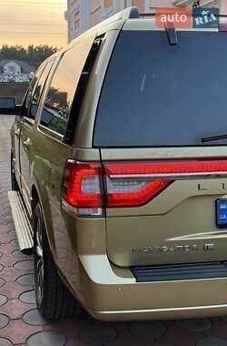 Бежевий Лінкольн Navigator, об'ємом двигуна 3.5 л та пробігом 240 тис. км за 24999 $, фото 5 на Automoto.ua