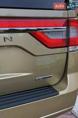 Бежевий Лінкольн Navigator, об'ємом двигуна 3.5 л та пробігом 240 тис. км за 24999 $, фото 8 на Automoto.ua