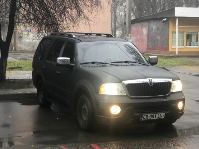 Черный Линкольн Навигатор, объемом двигателя 5.4 л и пробегом 200 тыс. км за 3000 $, фото 2 на Automoto.ua