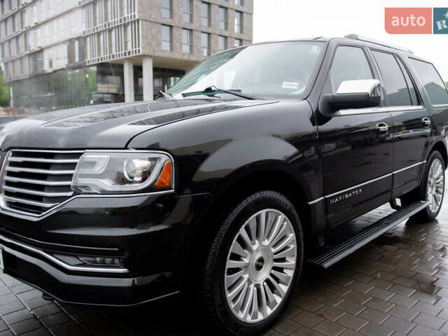 Черный Линкольн Навигатор, объемом двигателя 3.5 л и пробегом 153 тыс. км за 25600 $, фото 60 на Automoto.ua