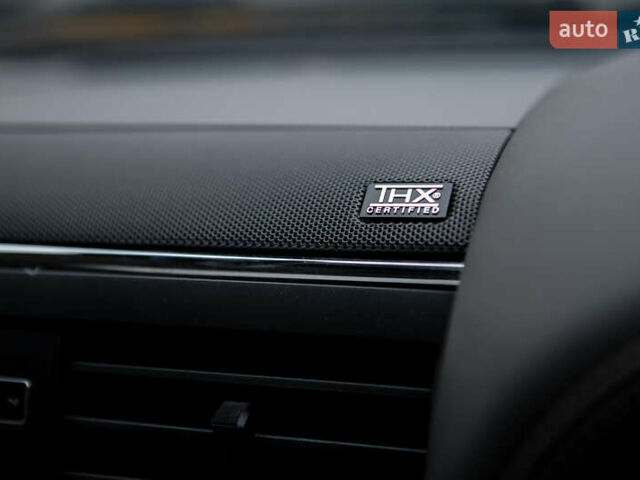 Черный Линкольн Навигатор, объемом двигателя 3.5 л и пробегом 153 тыс. км за 25600 $, фото 9 на Automoto.ua