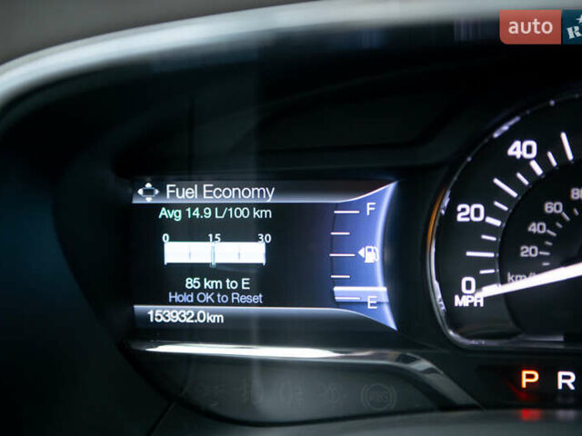 Черный Линкольн Навигатор, объемом двигателя 3.5 л и пробегом 153 тыс. км за 25600 $, фото 48 на Automoto.ua