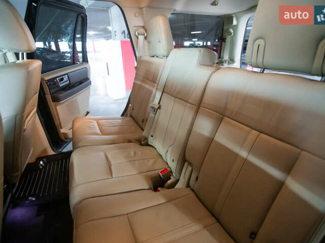 Черный Линкольн Навигатор, объемом двигателя 3.5 л и пробегом 153 тыс. км за 25600 $, фото 15 на Automoto.ua