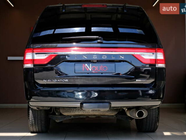 Черный Линкольн Навигатор, объемом двигателя 0 л и пробегом 38 тыс. км за 22900 $, фото 21 на Automoto.ua