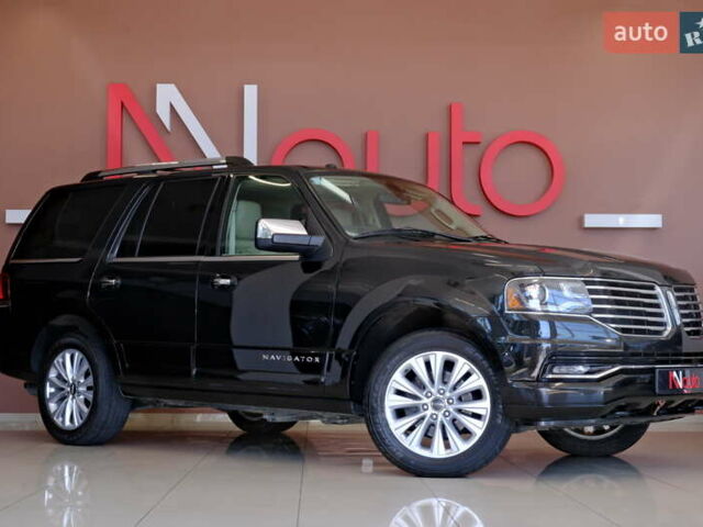 Черный Линкольн Навигатор, объемом двигателя 0 л и пробегом 38 тыс. км за 22900 $, фото 11 на Automoto.ua