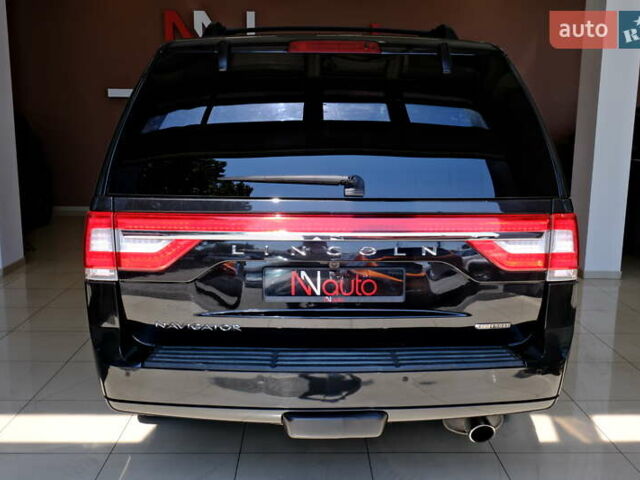 Черный Линкольн Навигатор, объемом двигателя 0 л и пробегом 38 тыс. км за 22900 $, фото 20 на Automoto.ua