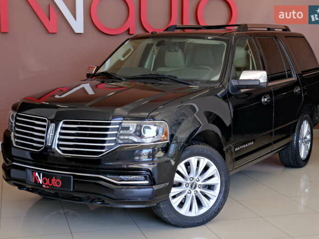 Черный Линкольн Навигатор, объемом двигателя 0 л и пробегом 38 тыс. км за 22900 $, фото 5 на Automoto.ua