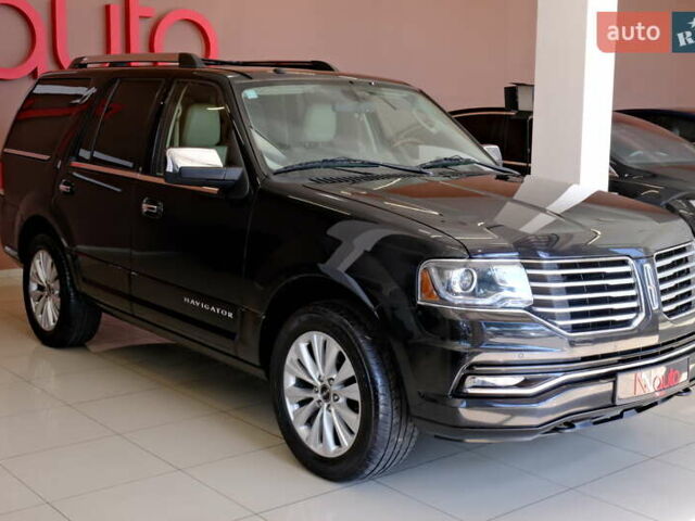 Черный Линкольн Навигатор, объемом двигателя 0 л и пробегом 38 тыс. км за 22900 $, фото 3 на Automoto.ua