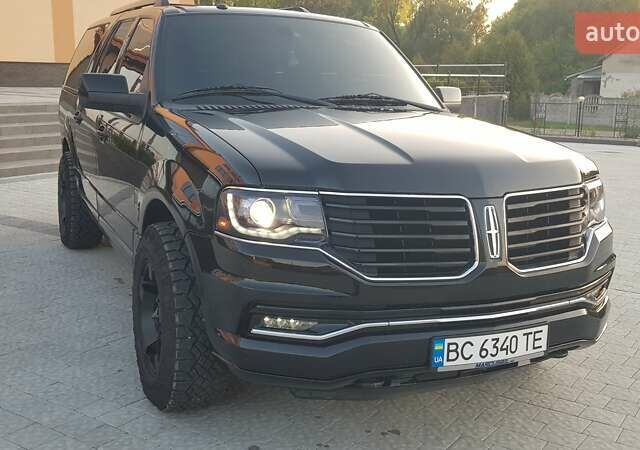 Чорний Лінкольн Navigator, об'ємом двигуна 3.5 л та пробігом 83 тис. км за 19499 $, фото 26 на Automoto.ua