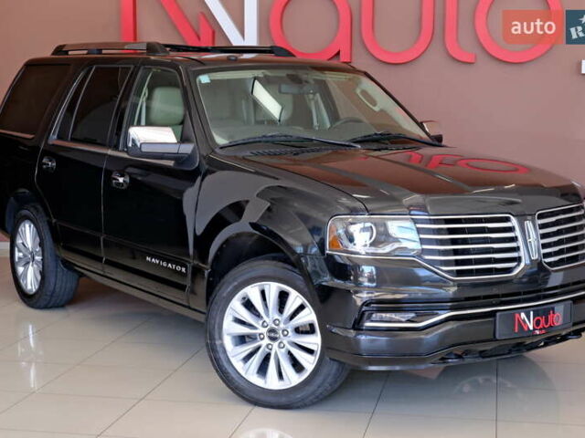 Черный Линкольн Навигатор, объемом двигателя 0 л и пробегом 38 тыс. км за 22900 $, фото 8 на Automoto.ua