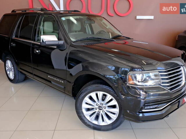 Черный Линкольн Навигатор, объемом двигателя 0 л и пробегом 38 тыс. км за 22900 $, фото 7 на Automoto.ua