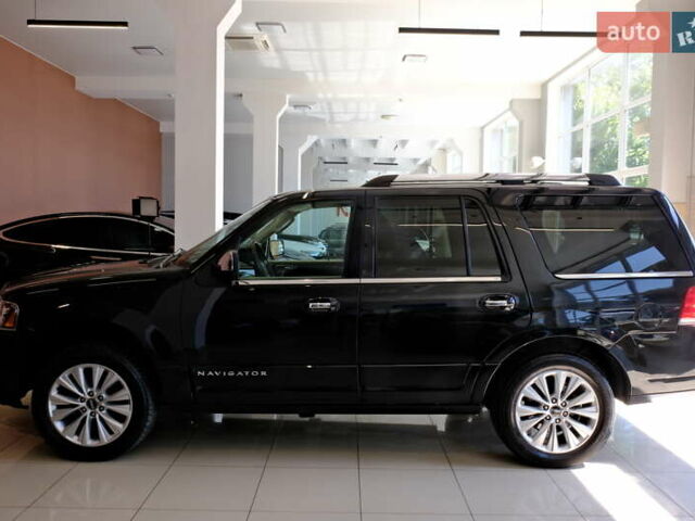 Черный Линкольн Навигатор, объемом двигателя 0 л и пробегом 38 тыс. км за 22900 $, фото 12 на Automoto.ua