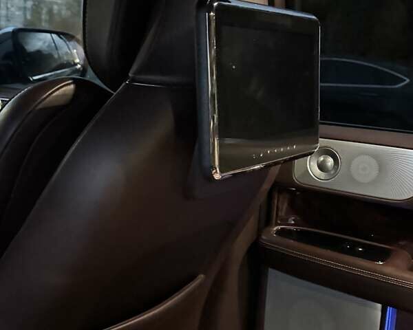 Черный Линкольн Навигатор, объемом двигателя 3.5 л и пробегом 121 тыс. км за 58000 $, фото 46 на Automoto.ua