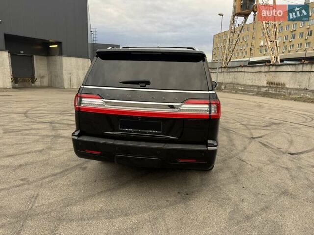 Черный Линкольн Навигатор, объемом двигателя 3.5 л и пробегом 121 тыс. км за 58000 $, фото 11 на Automoto.ua