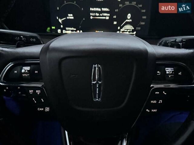 Черный Линкольн Навигатор, объемом двигателя 3.5 л и пробегом 121 тыс. км за 58000 $, фото 40 на Automoto.ua