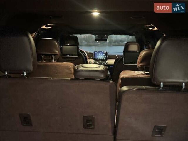 Черный Линкольн Навигатор, объемом двигателя 3.5 л и пробегом 121 тыс. км за 58000 $, фото 57 на Automoto.ua