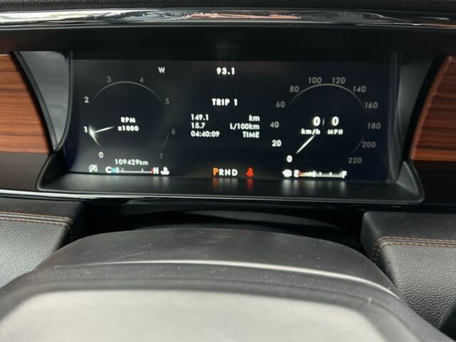 Чорний Лінкольн Navigator, об'ємом двигуна 3.5 л та пробігом 115 тис. км за 59000 $, фото 7 на Automoto.ua