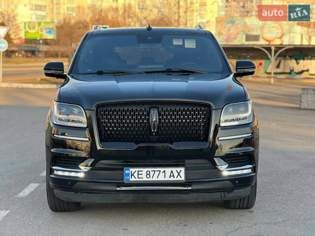Черный Линкольн Навигатор, объемом двигателя 3.5 л и пробегом 65 тыс. км за 47000 $, фото 1 на Automoto.ua