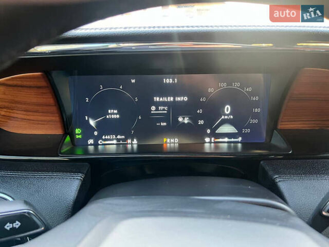 Чорний Лінкольн Navigator, об'ємом двигуна 3.5 л та пробігом 65 тис. км за 46600 $, фото 22 на Automoto.ua