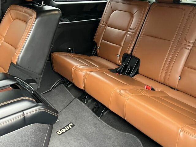 Чорний Лінкольн Navigator, об'ємом двигуна 3.5 л та пробігом 115 тис. км за 59000 $, фото 5 на Automoto.ua