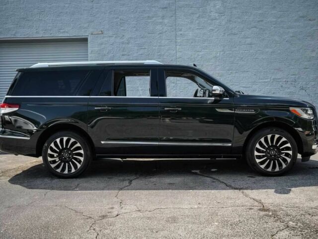 Чорний Лінкольн Navigator, об'ємом двигуна 3.5 л та пробігом 15 тис. км за 37000 $, фото 4 на Automoto.ua