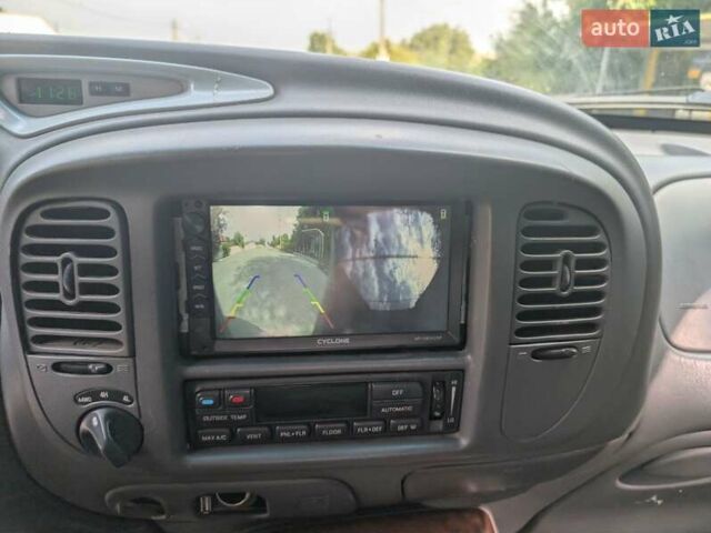 Линкольн Навигатор, объемом двигателя 5.41 л и пробегом 364 тыс. км за 7800 $, фото 12 на Automoto.ua