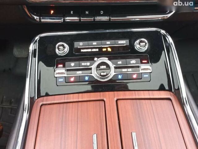 Линкольн Навигатор, объемом двигателя 3.5 л и пробегом 43 тыс. км за 57000 $, фото 12 на Automoto.ua