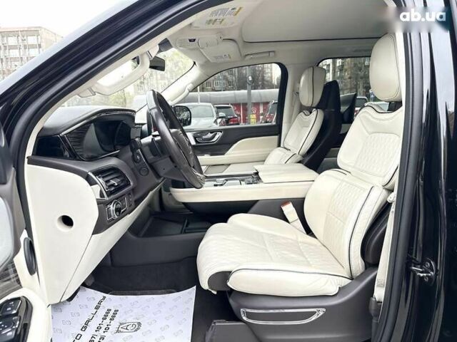 Лінкольн Navigator, об'ємом двигуна 3.5 л та пробігом 97 тис. км за 62500 $, фото 12 на Automoto.ua