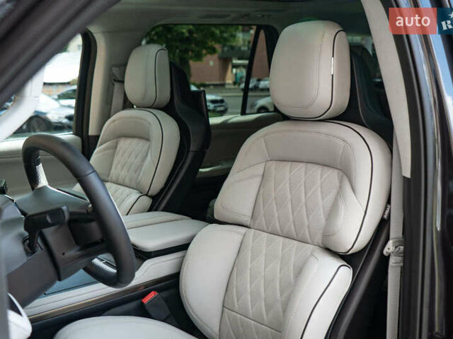 Линкольн Навигатор, объемом двигателя 3.5 л и пробегом 1 тыс. км за 196000 $, фото 32 на Automoto.ua