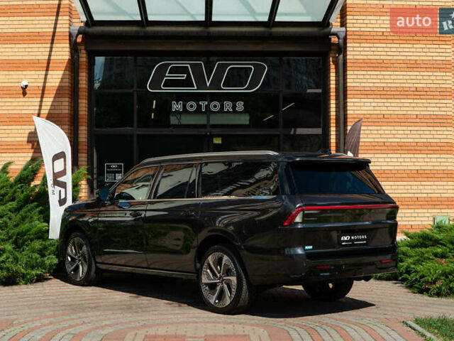 Линкольн Навигатор, объемом двигателя 3.5 л и пробегом 1 тыс. км за 196000 $, фото 7 на Automoto.ua